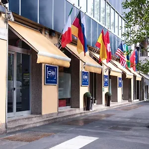 Oro Blu 4*, Milan Italy